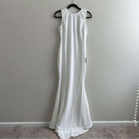 NWT Lulus Va Va Voom White Backless Sleeveless Mermaid Maxi Dress LG - Picture 4 of 9